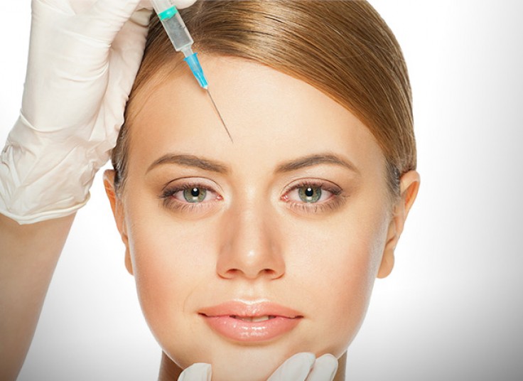 جوانسازی پوست در مطب دکتر مهرانا بیات