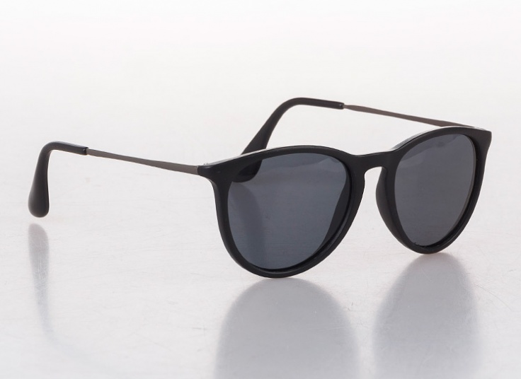 عینک آفتابی پلورایز طرح Tailoring