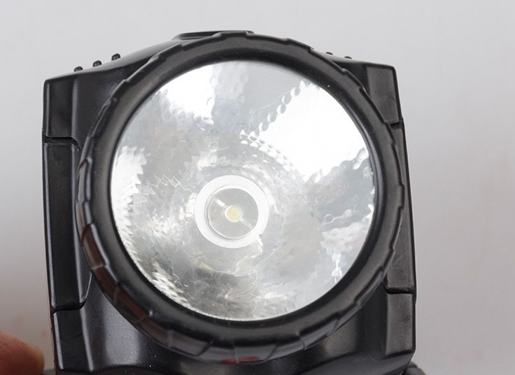 چراغ قوه LED هدلایت