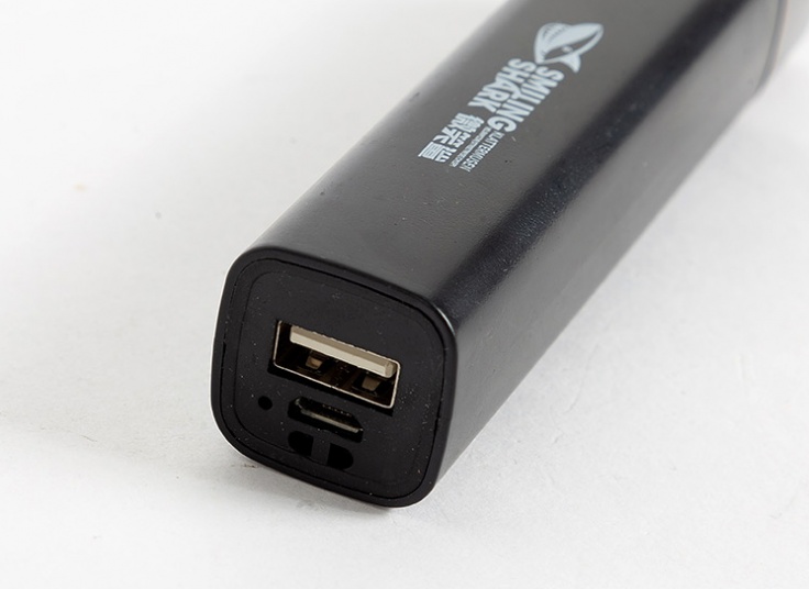 چراغ قوه قابل شارژ SMILING SHARK