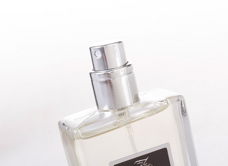 عطر و ادکلن Zeva