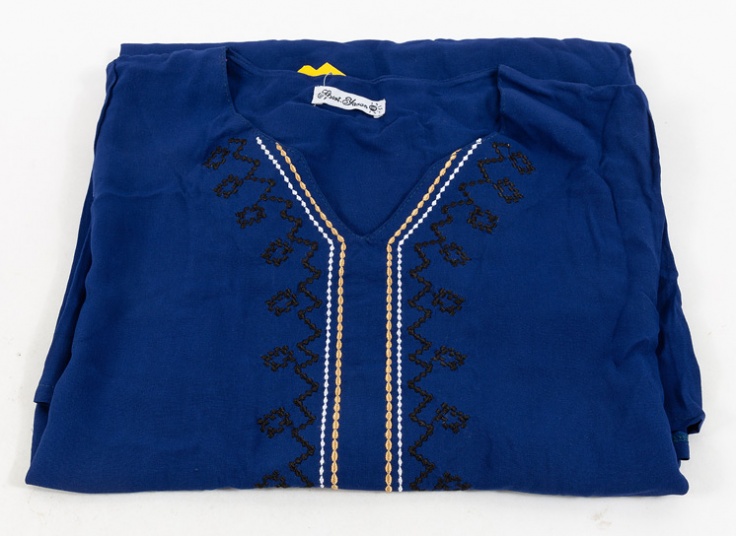 مانتو نخی یقه گلدوزی