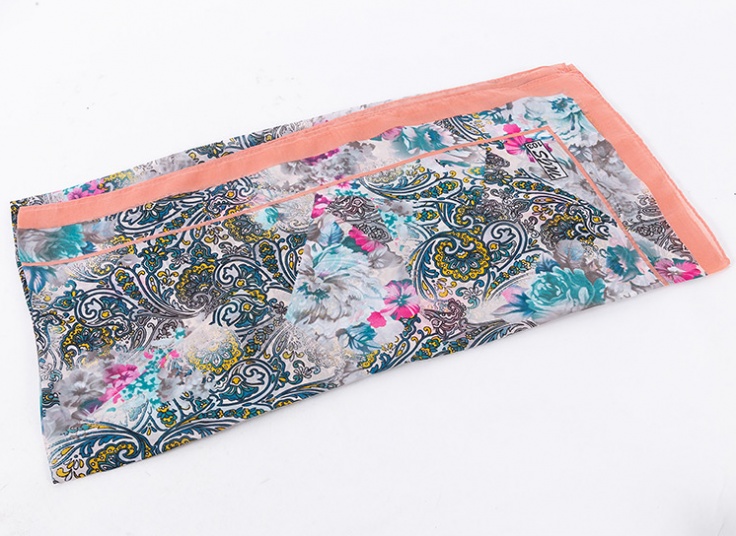 روسری طرح بته جقه Mgs