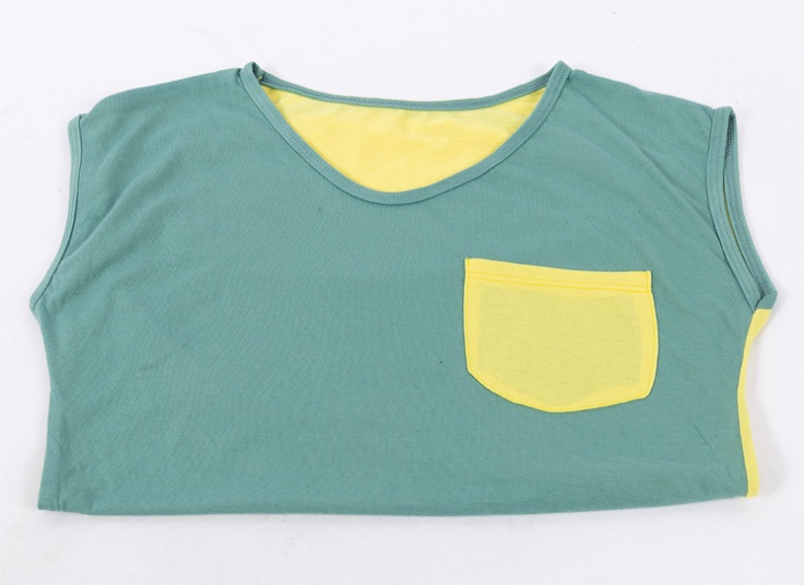 تاپ جلو جیب‌دار