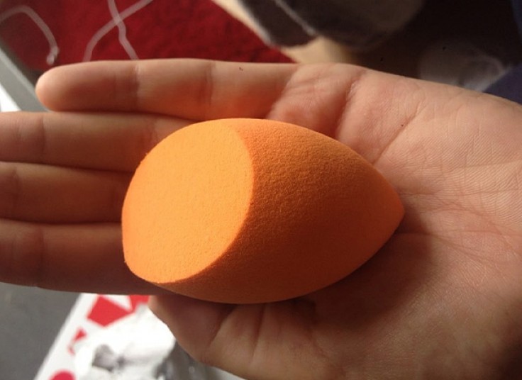 پد آرایشی VOV