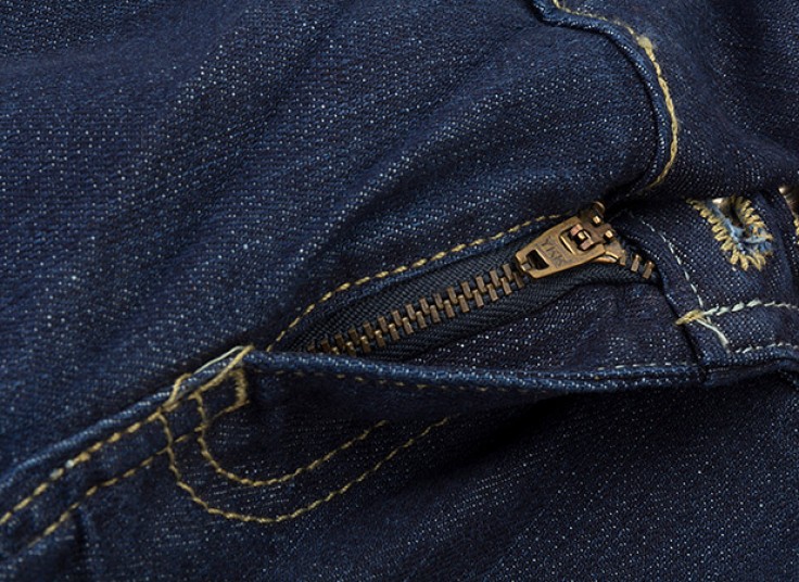 شلوار جین زنانه طرح Pull and Bear