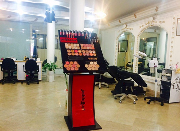 انواع آموزش های سالن نیلای