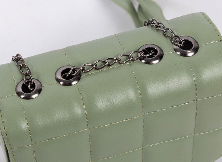 کیف دوشی زنانه prada