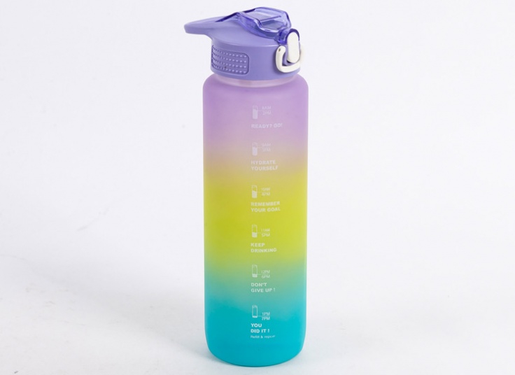 قمقمه نی‌دار سه‌رنگ