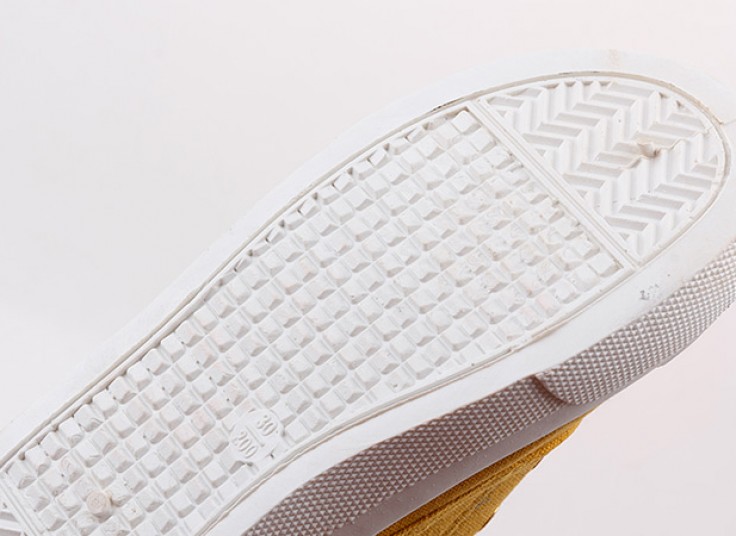 کفش اسنیکرز بچگانه