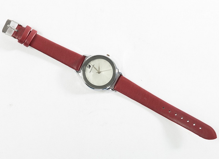 ساعت زنانه طرح Swarovski