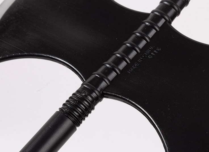 اسباب بازی جنگی تبر دوسر Halloween