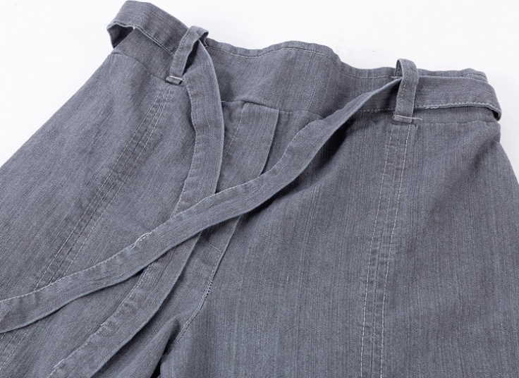 شلوار جین زنانه جلو چاک دار