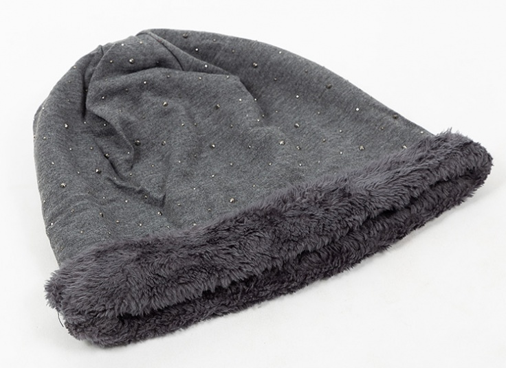 کلاه نگین دار