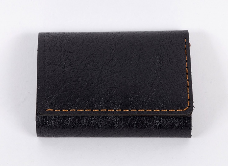 جاکارتی و کیف پول چرم طبیعی