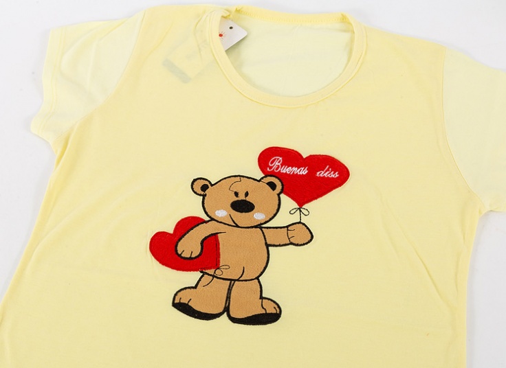 تیشرت زنانه طرح قلب