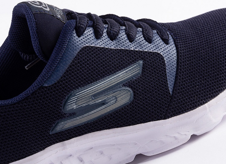 کفش کتانی زنانه Skechers