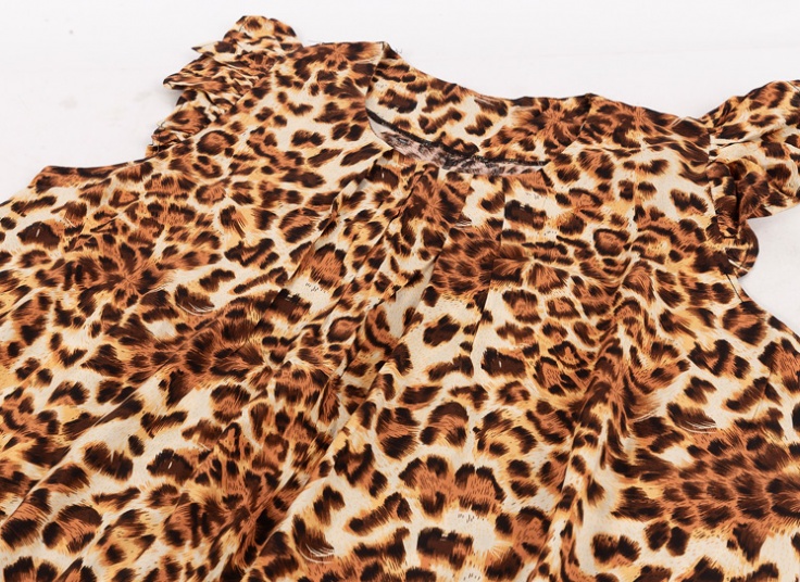 ساحلی زنانه چین دار