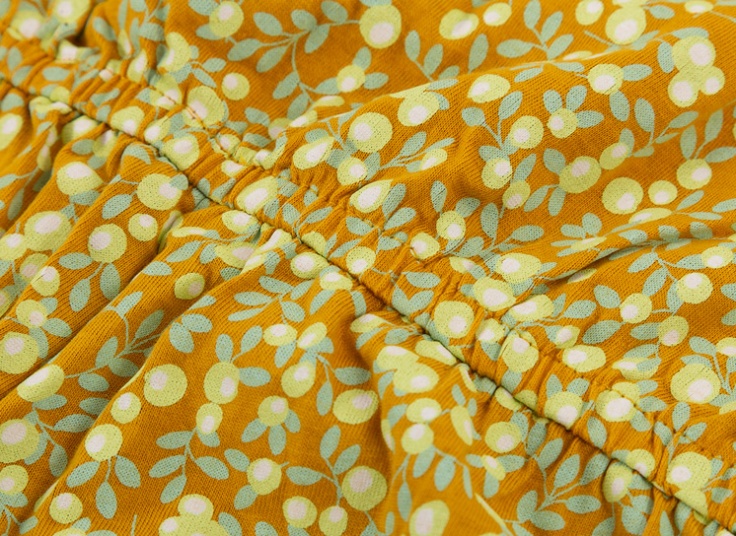 ساحلی اورال دخترانه