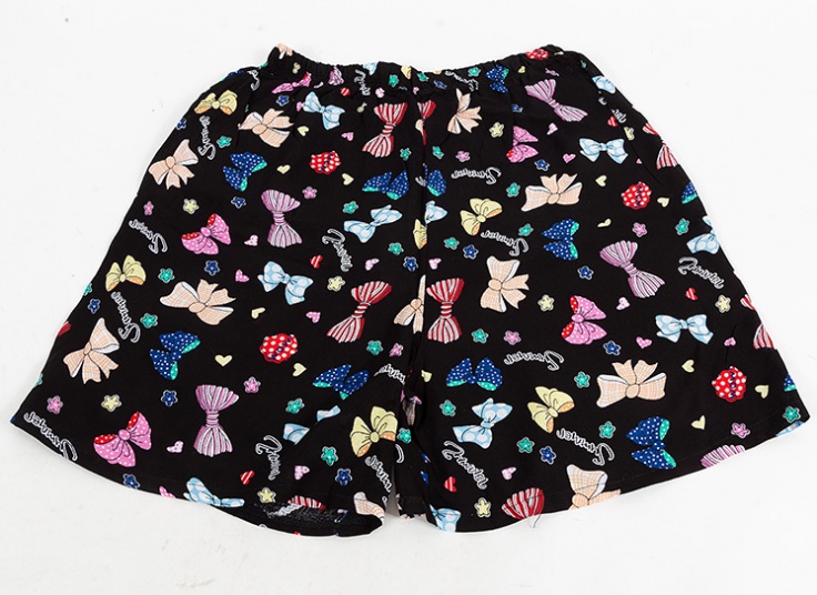 شورتک طرحدار زنانه