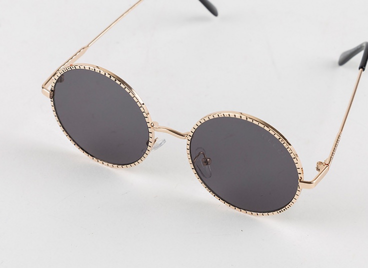 عینک آفتابی زنانه Chanel