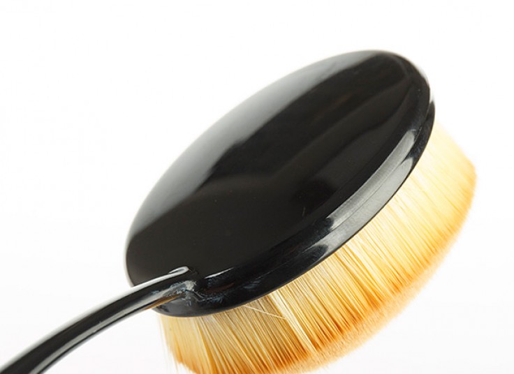 براش حرفه ای Huda Beauty