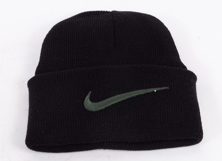 کلاه بافت Nike