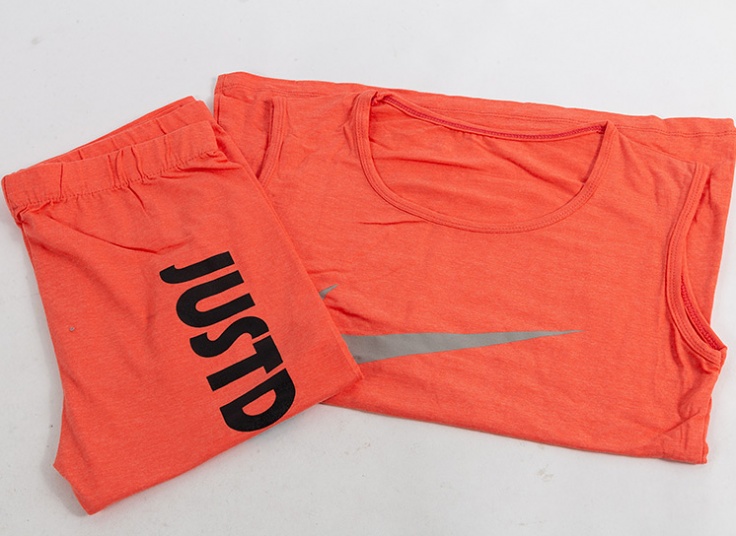 ست تاپ و شلوارک زنانه طرح Nike