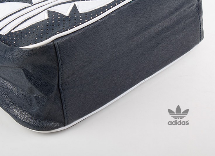 کیف ورزشی adidas
