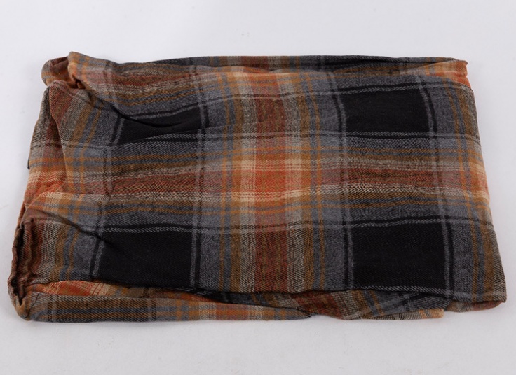 مانتو پشمی چهارخانه