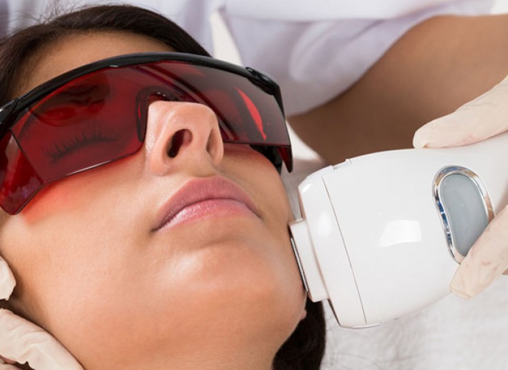 لیزر الکساندرایت کندلا 2017کلینیک تنا