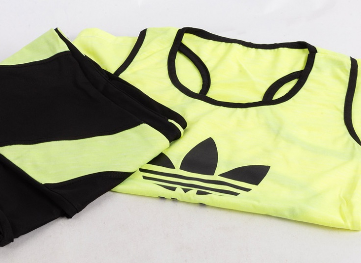 ست تاپ و شلوار طرح adidas