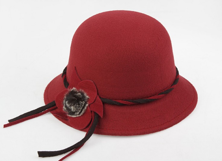 کلاه زنانه Cloche hat