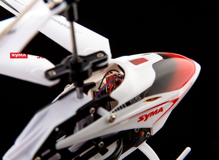 هلیکوپتر کنترلی SYMA