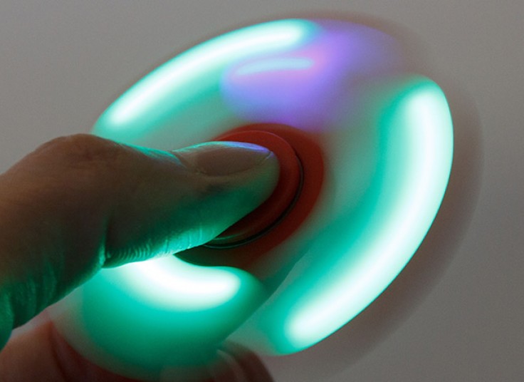 فینگر اسپینر LED