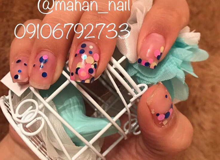انواع خدمات ناخن در سالن ماهان