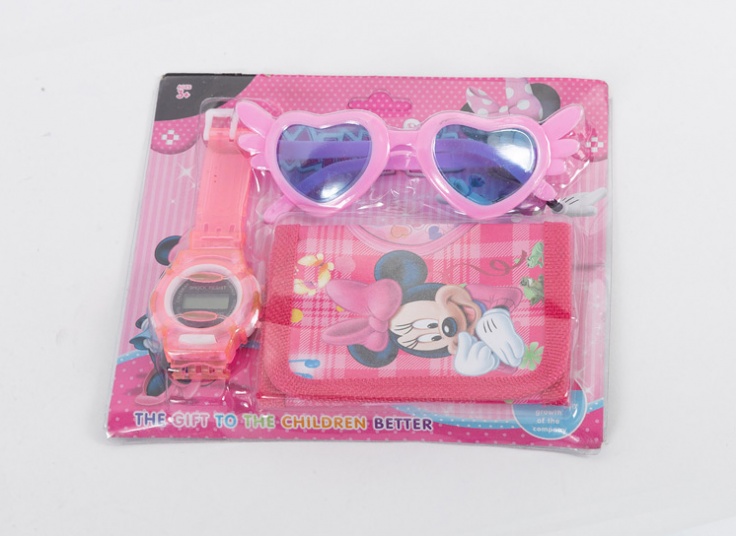 ست بچگانه ساعت و عینک و کیف