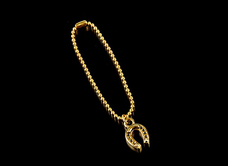 آویز ساعت مچی