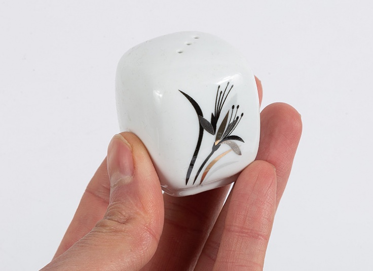 نمکدان چینی توس