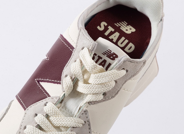 کتانی زنانه New Balance