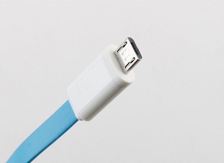 کابل شارژ Dock