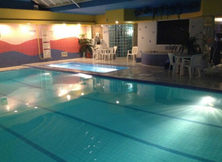 مجموعه ورزشی ساحل آرام