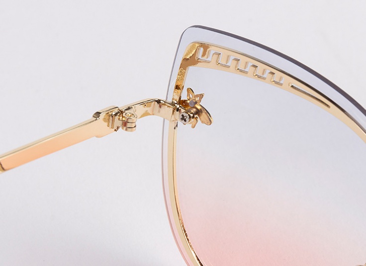 عینک آفتابی زنانه GUCCI سری Rimless