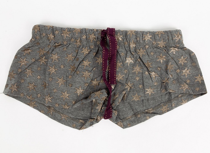 شلوارک زنانه