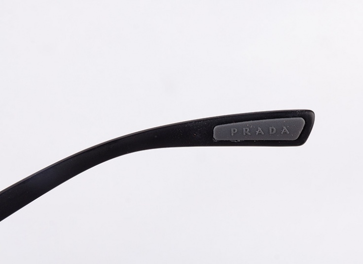 عینک آفتابی پلورایز PRADA