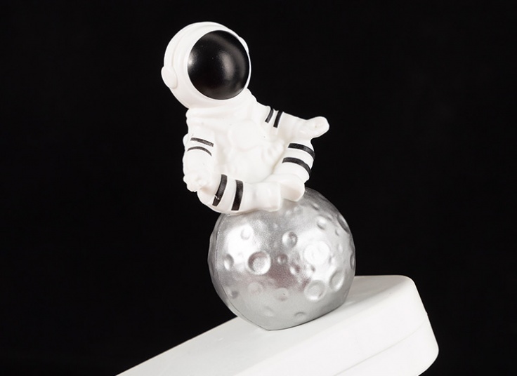 چراغ خواب شارژی فضانورد و گوی