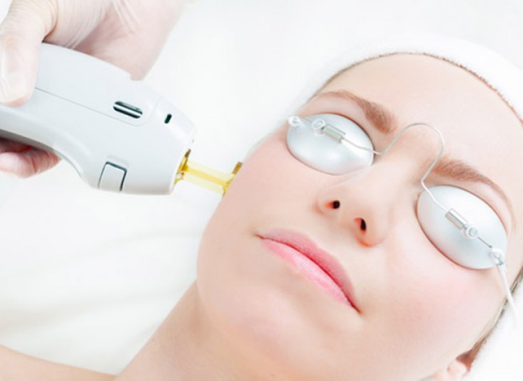 لیزر SHR گروه پزشکان دنیرا