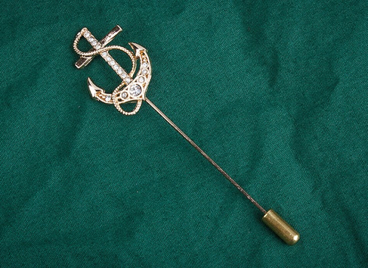 سه مدل گل سینه