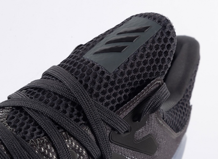 کتانی مردانه adidas Alphabounce