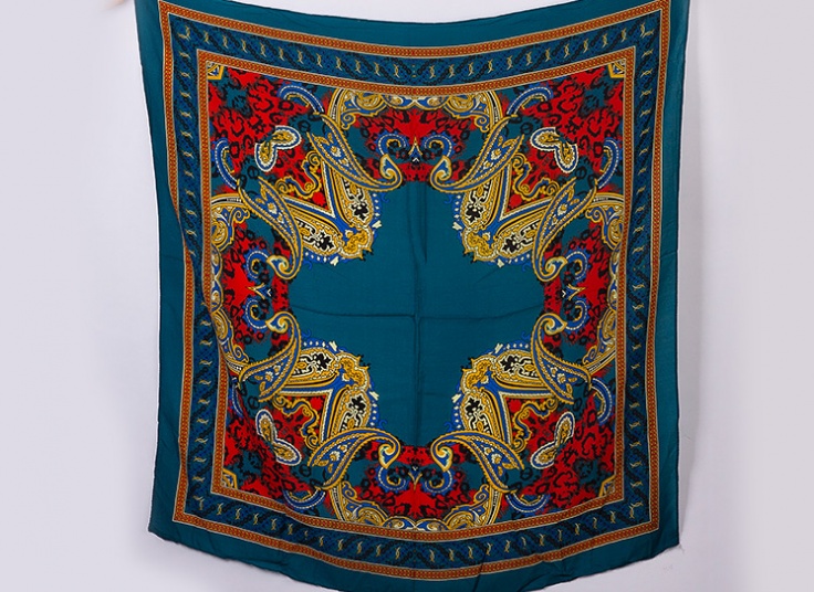 انواع روسری طرحدار زنانه